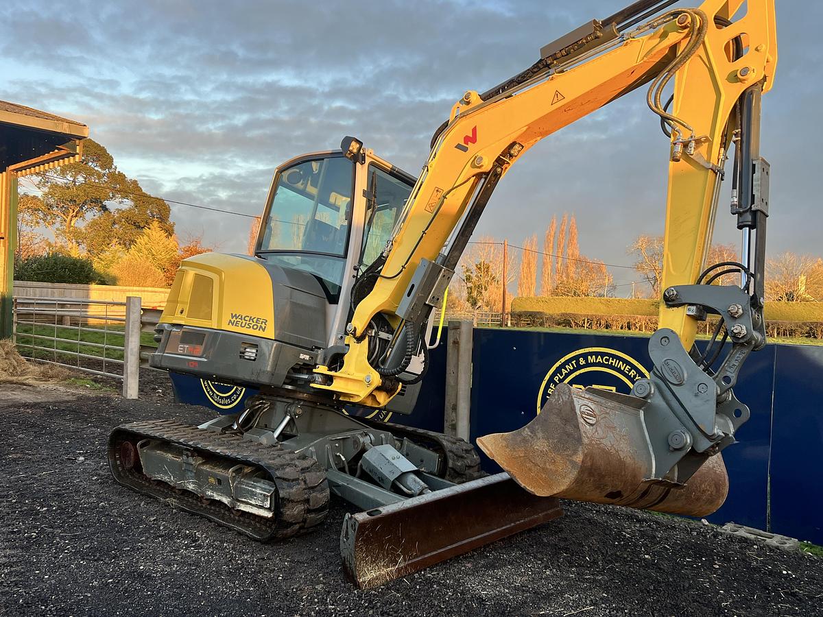 Used 2022 WACKER NEUSON ET42 VDS