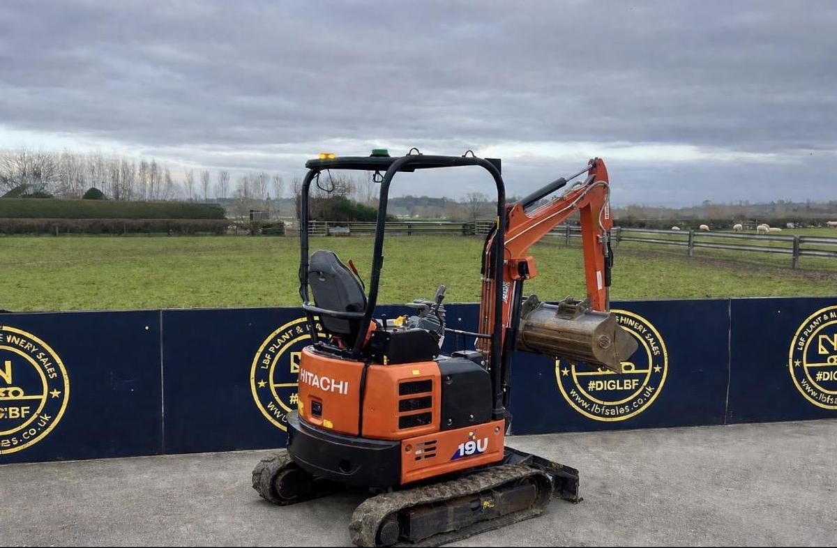 Used 2021 HITACHI ZX19U
