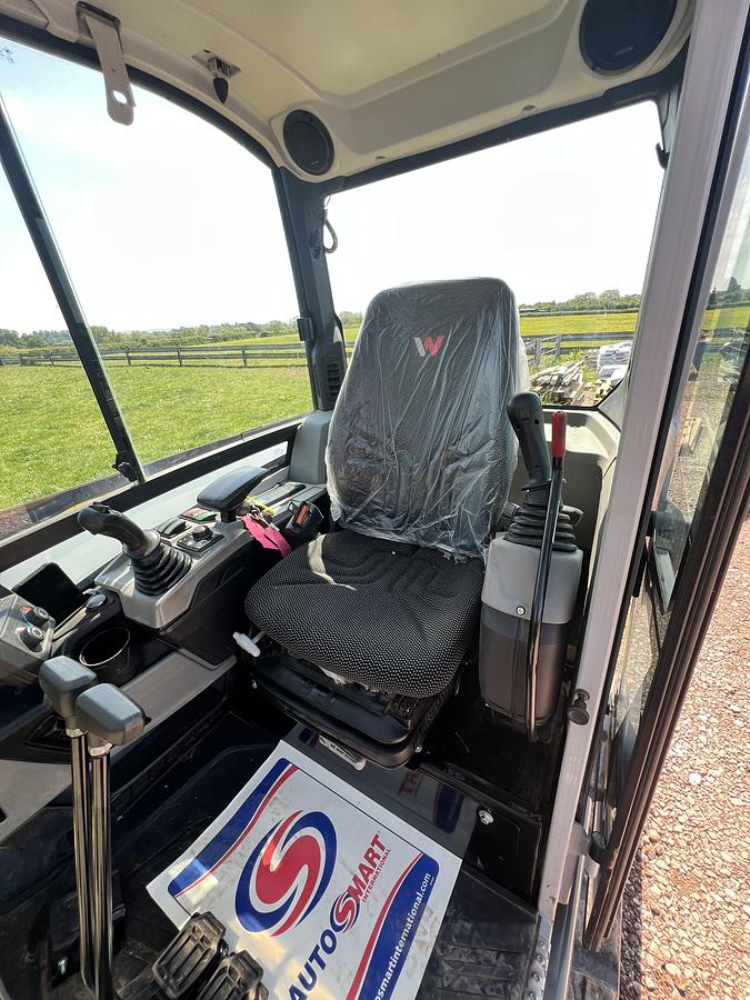 Used 2022 WACKER NEUSON EZ50