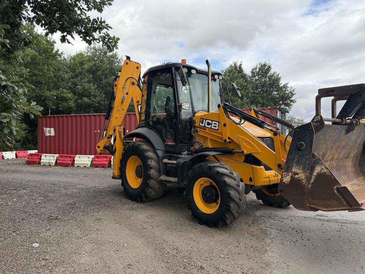 Used 2021 JCB 3CX Contractor, Advanced Easy Control Servo