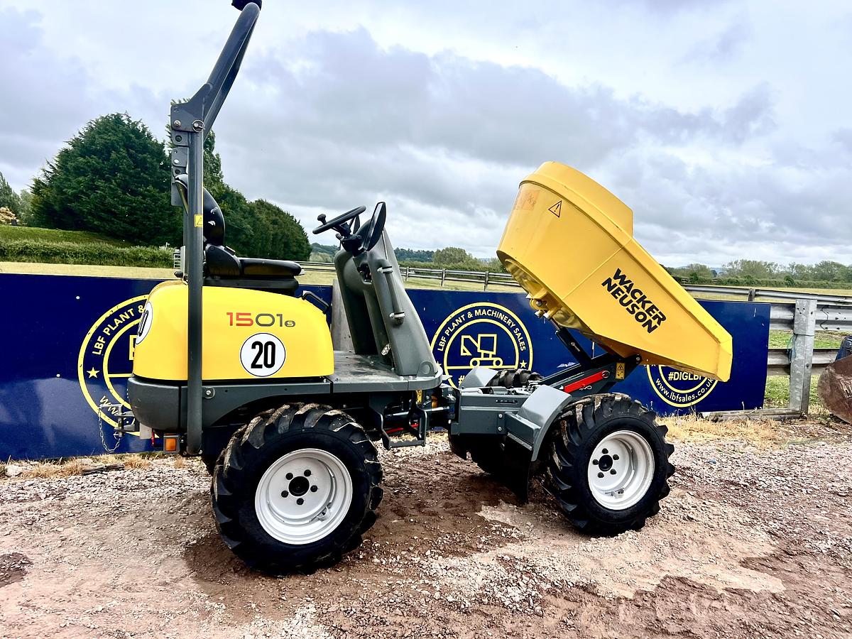 Used 2023 WACKER NEUSON 1501s