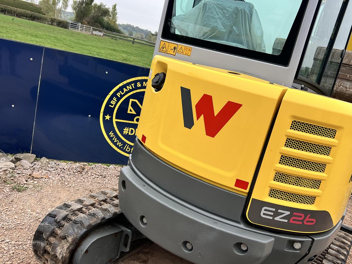 Used 2022 WACKER NEUSON EZ26