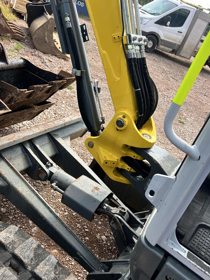 Used 2013 WACKER NEUSON ET24VDS