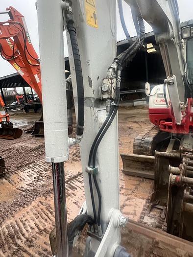 Used 2018 TAKEUCHI TB260