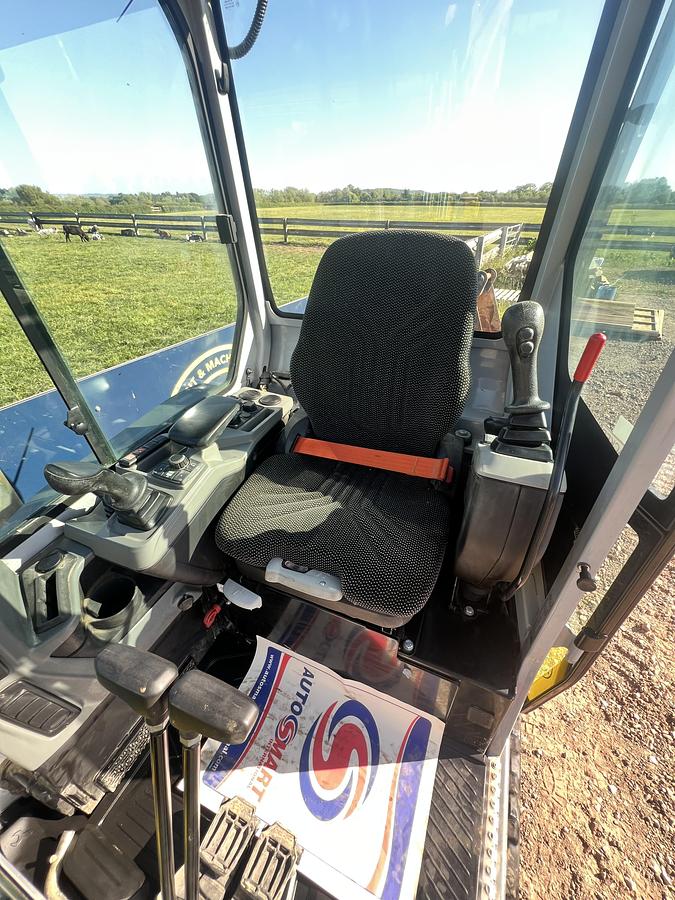 Used 2024 WACKER NEUSON EZ26-2