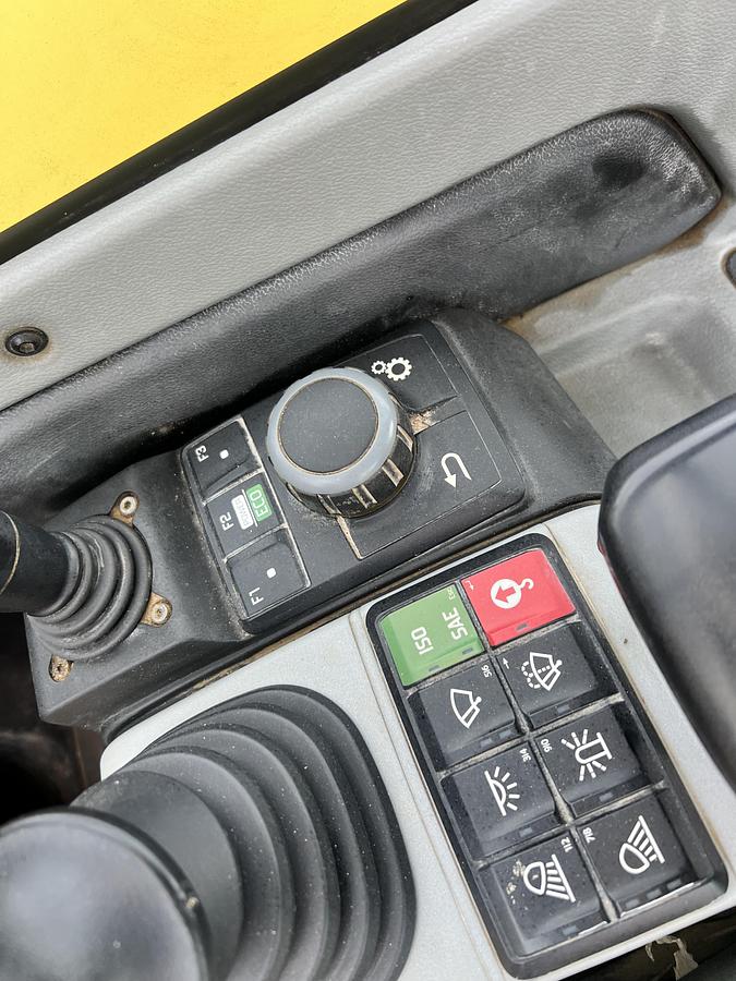 Used 2020 WACKER NEUSON ET90