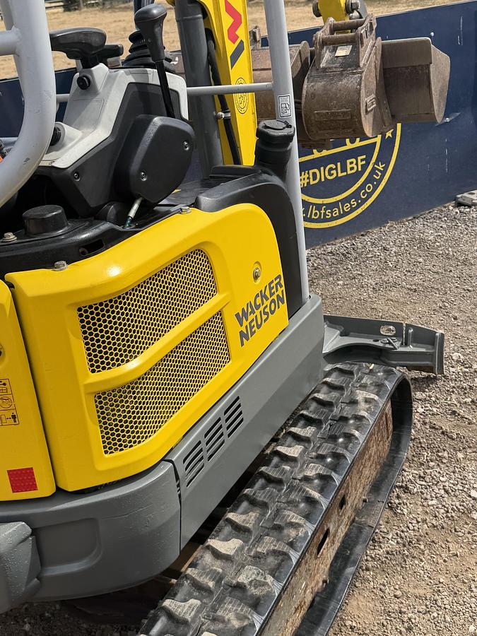Used 2022 WACKER NEUSON EZ17