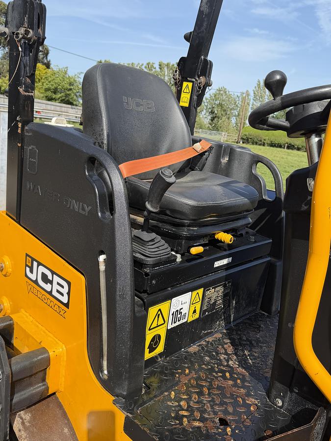 Used 2022 JCB CT260-120