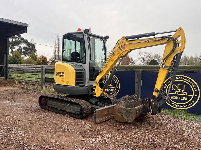 Used 2021 WACKER NEUSON EZ26