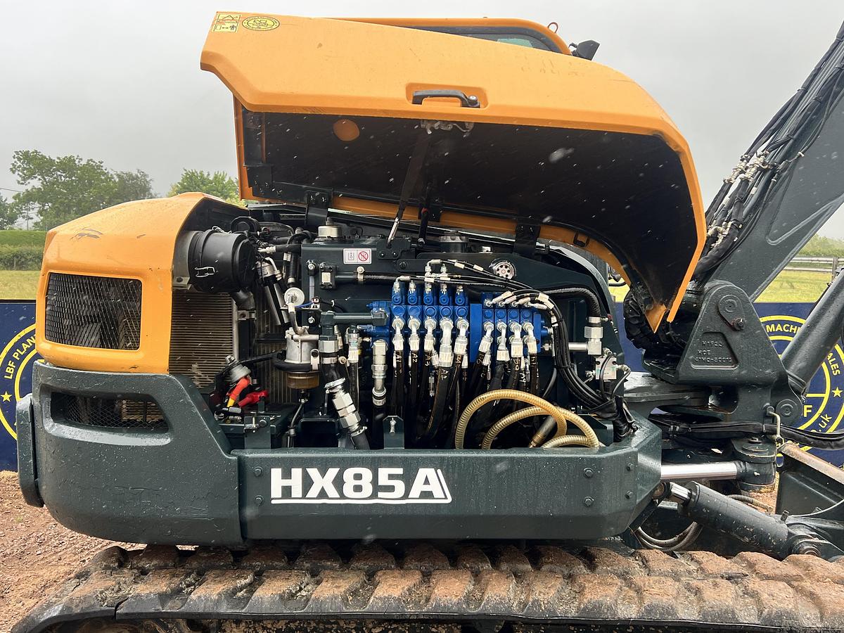 Used 2021 HYUNDIA HX85A