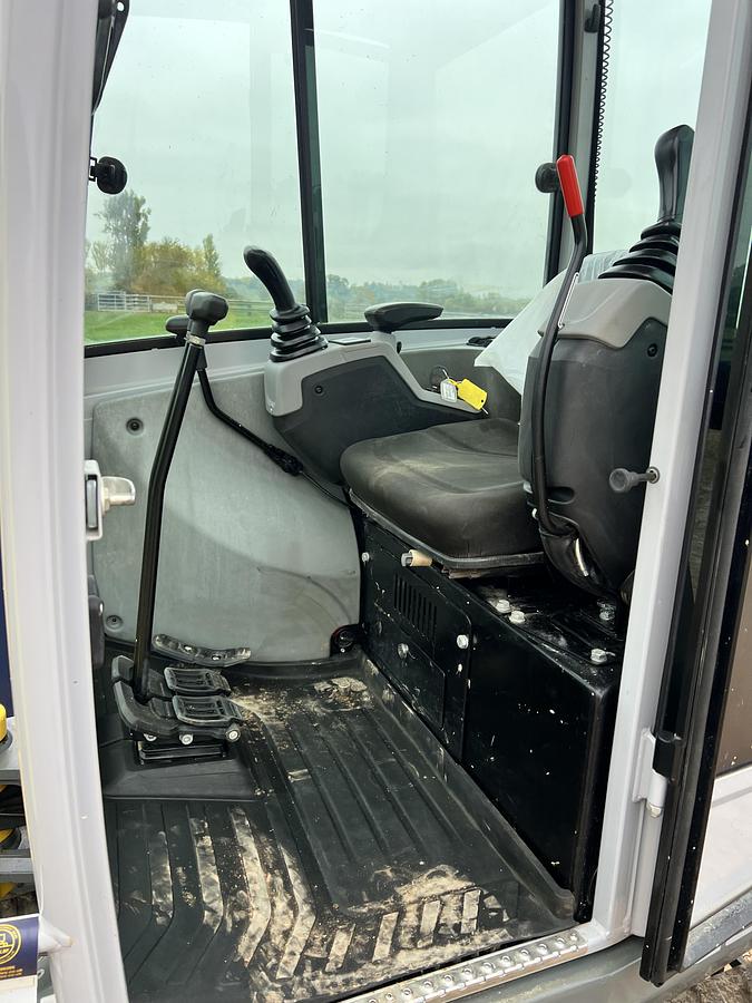 Used 2022 WACKER NEUSON EZ26