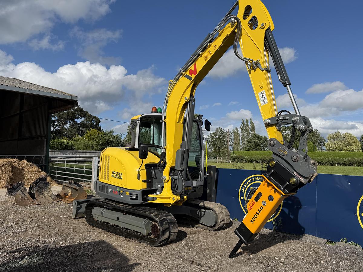 2026 SOOSAN SB40 5-8T BREAKER