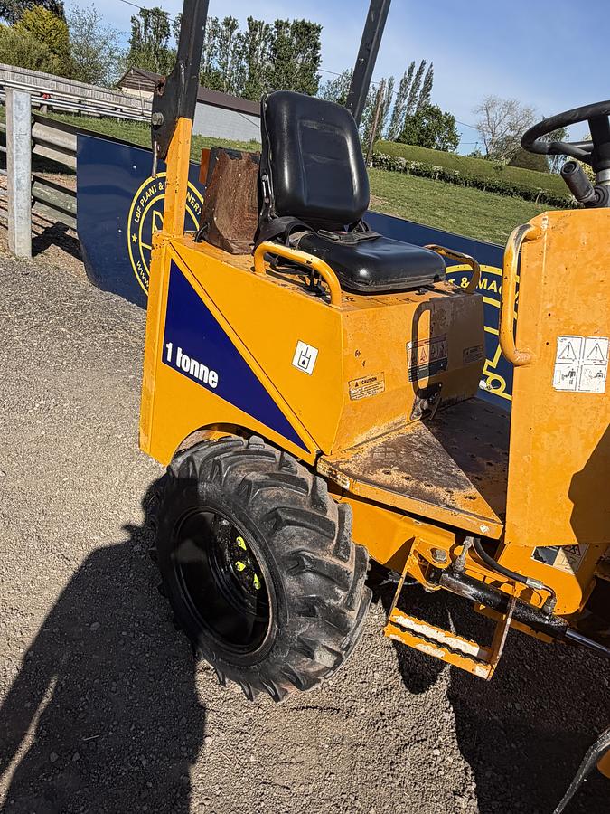 Used 2013 THWAITES 1 tonne