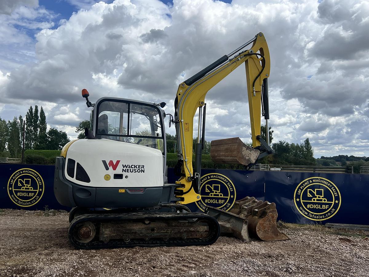 Used 2015 WACKER NEUSON 6003