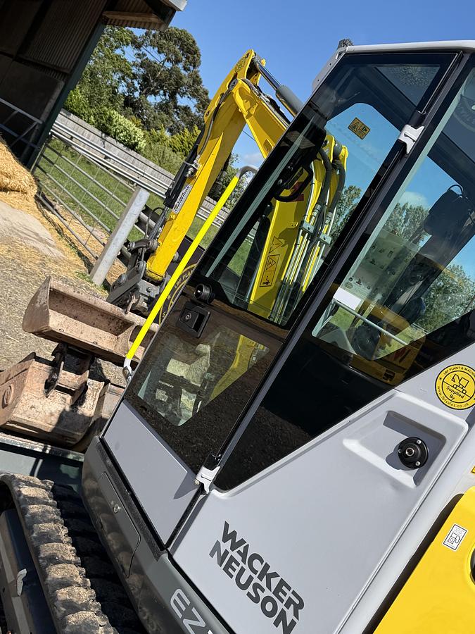 Used 2023 WACKER NEUSON EZ26