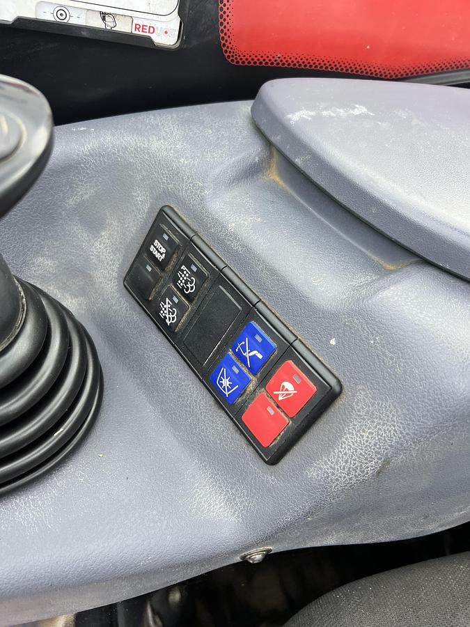 Used 2022 MANITOU MT 930 H