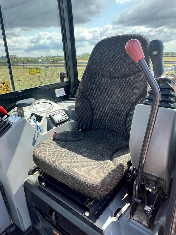 Used 2020 DOOSAN DX19