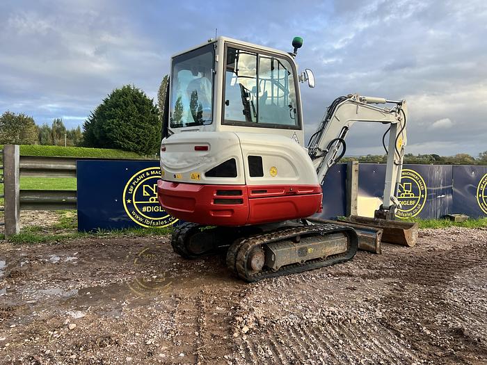 Used 2019 TAKEUCHI TB230