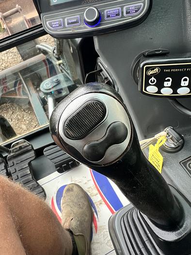 Used 2017 Hyundai  80CR-9A