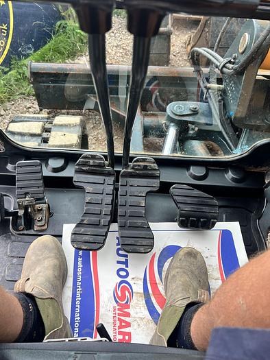 Used 2017 Hyundai  80CR-9A