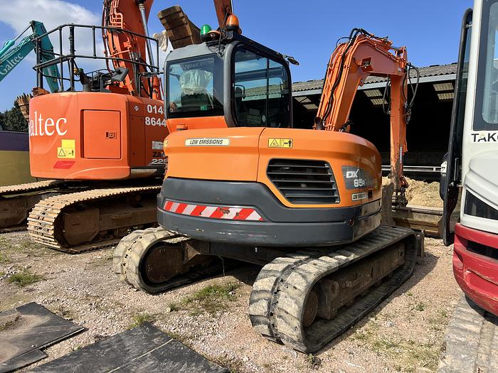 Used 2015 DOOSAN DX85R