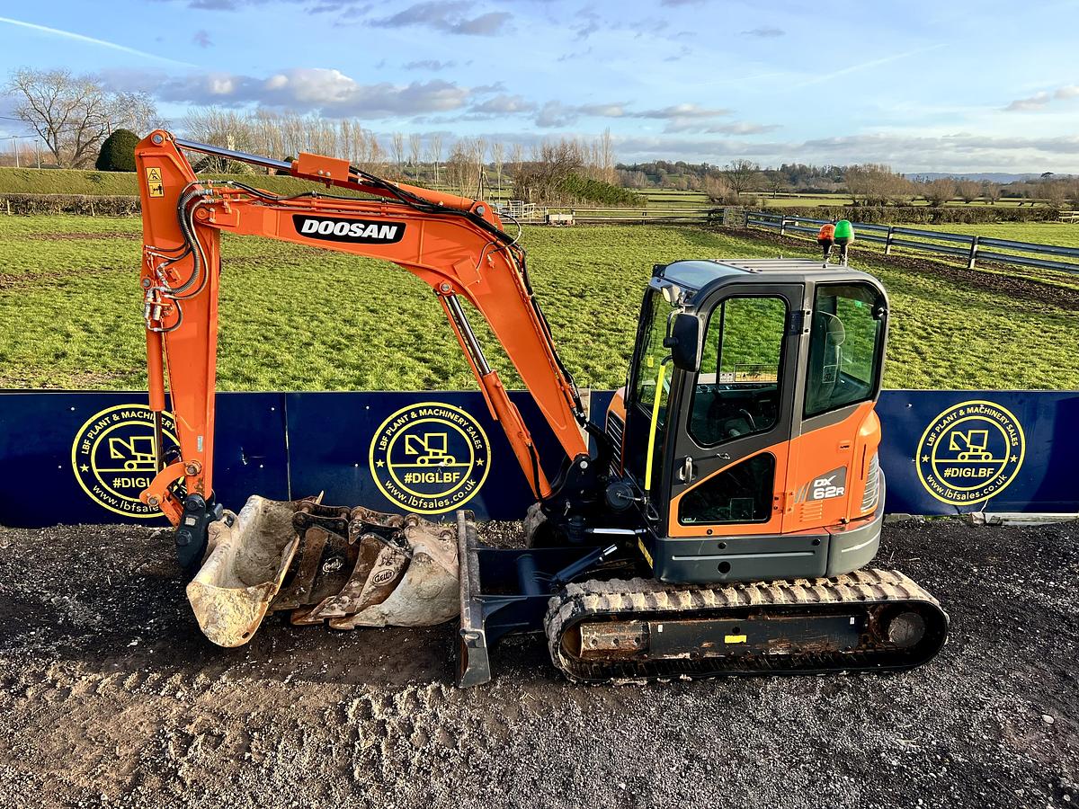 Used 2022 DOOSAN DX62R-3