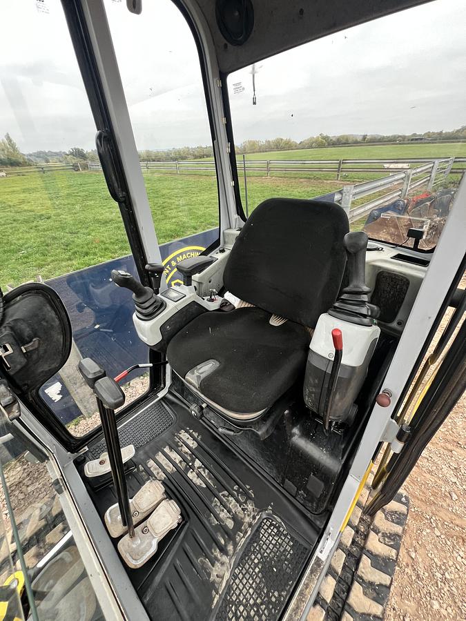 Used 2017 WACKER NEUSON ET24 VDS