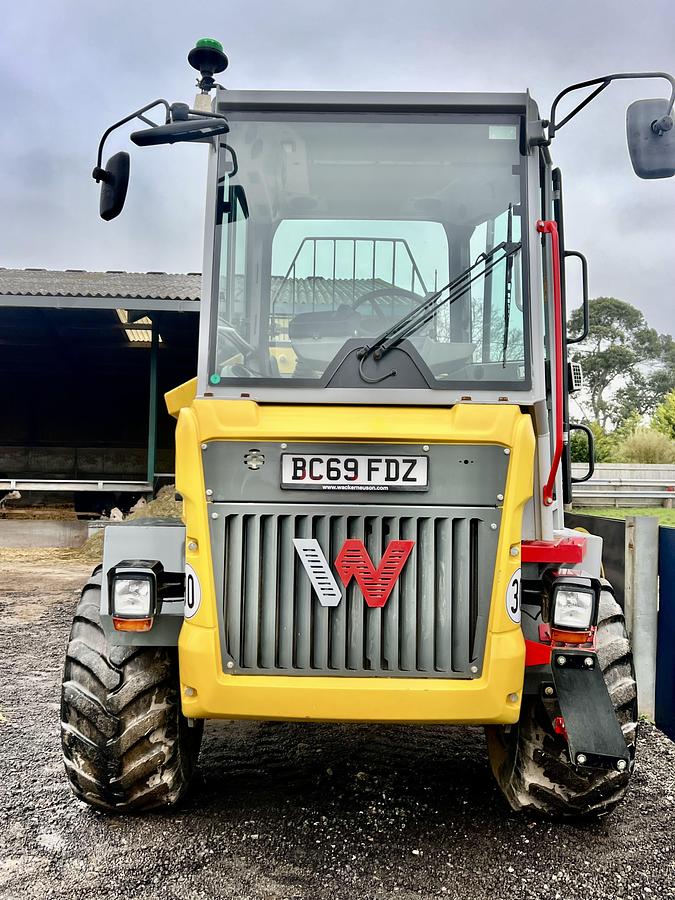 Used 2020 WACKER NEUSON DV90 duel view swivel