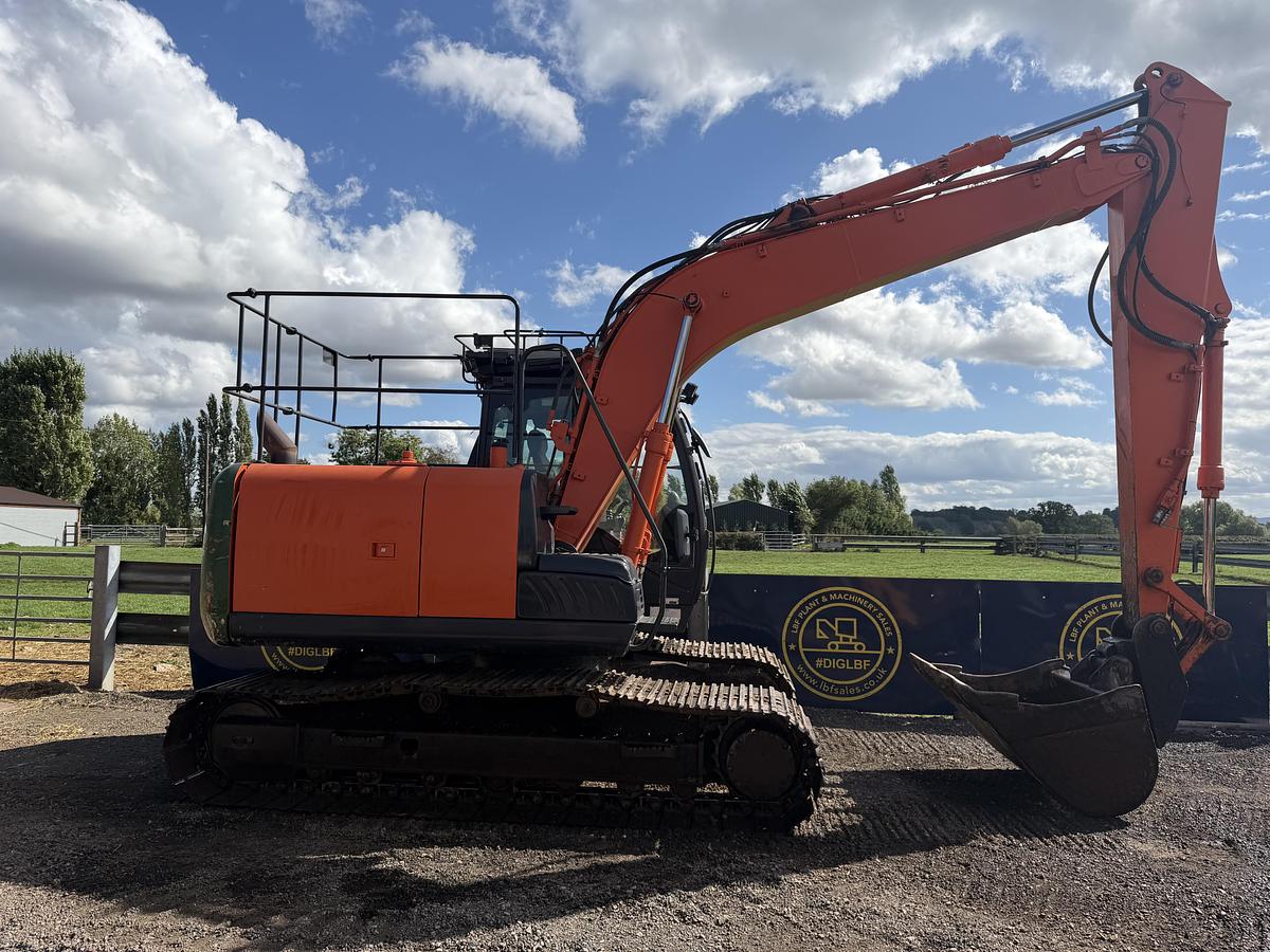 Used 2015 HITACHI ZAXIS ZX130 LCN-5