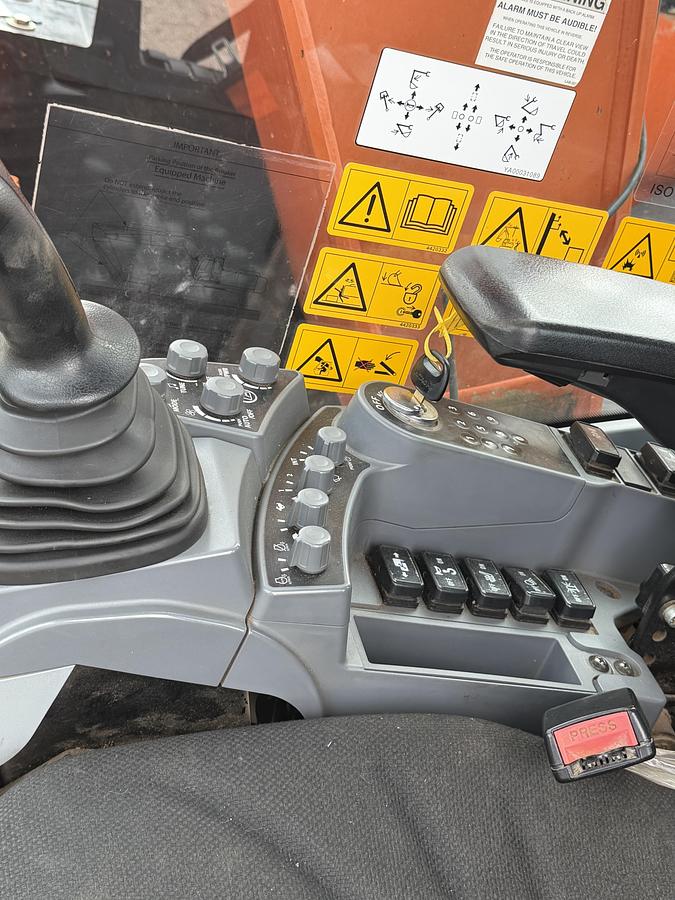Used 2023 HITACHI ZAXIS ZX135USBL-7