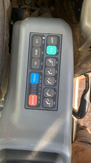 Used 2012 DOOSAN DX80