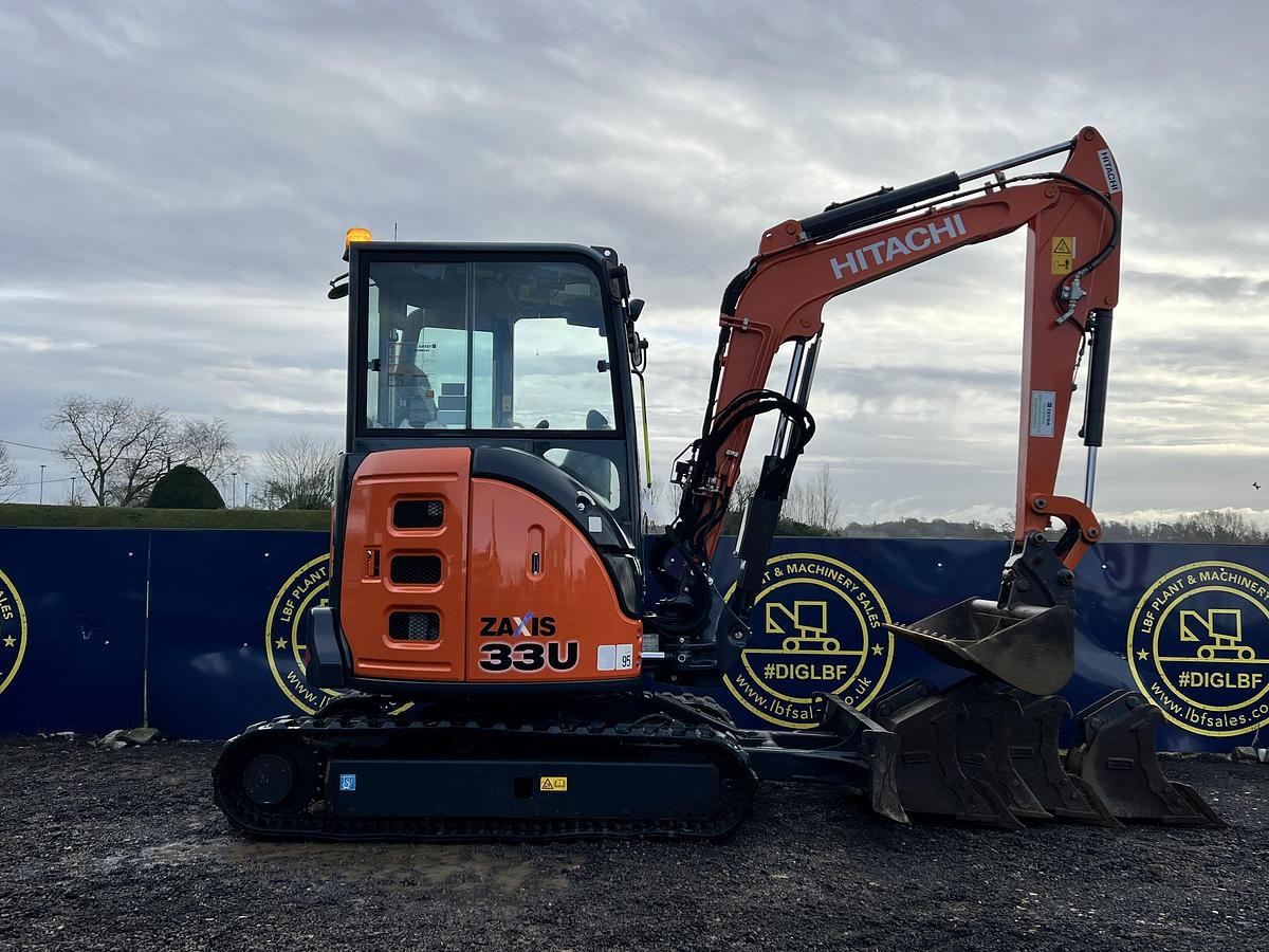 Used 2017 HITACHI ZX33U