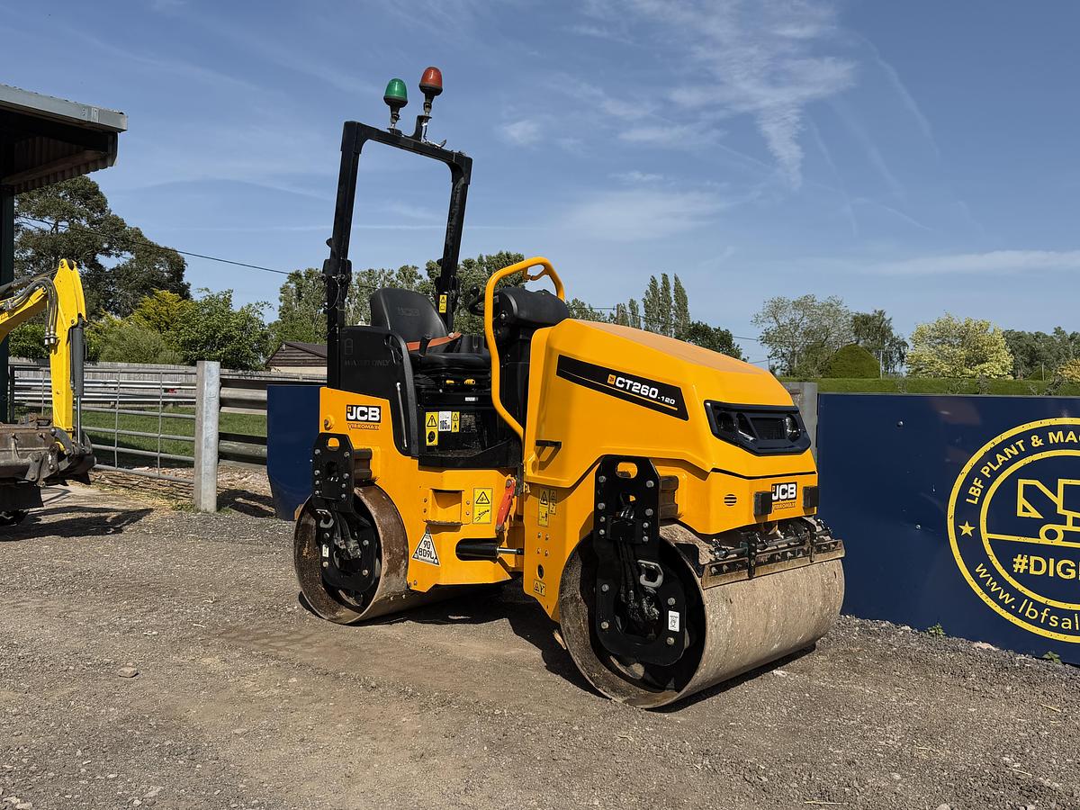 Used 2022 JCB CT260-120