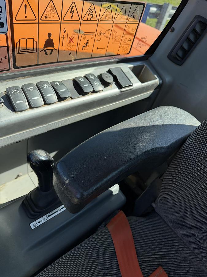 Used 2022 DOOSAN DX85R