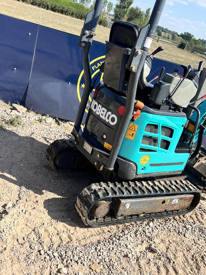 Used 2021 KOBELCO SK10SR-2