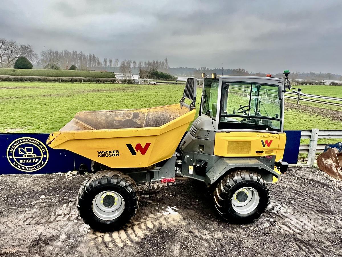 Used 2020 WACKER NEUSON DV90 duel view swivel