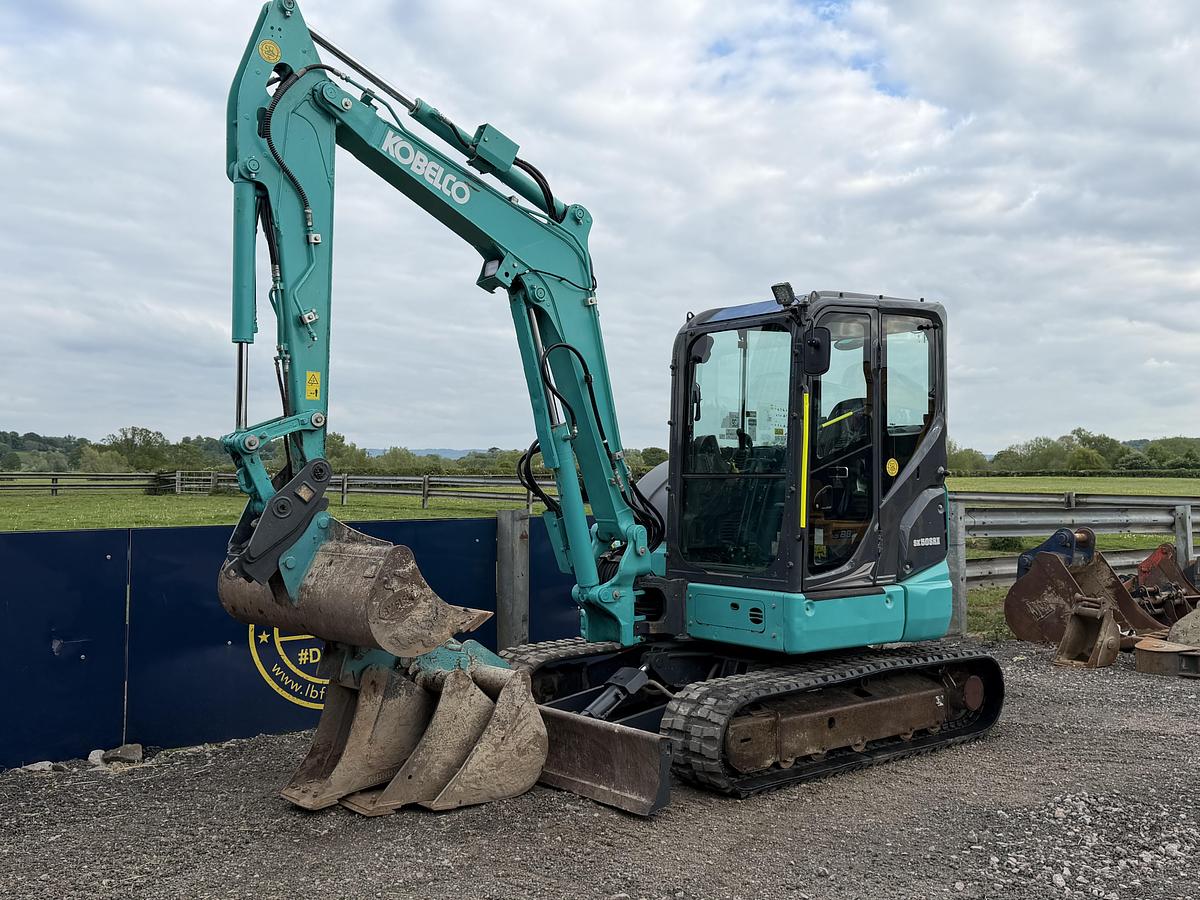 Used 2023 KOBELCO SK50SRX