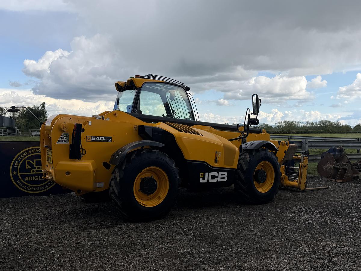 Used 2022 JCB 540-140