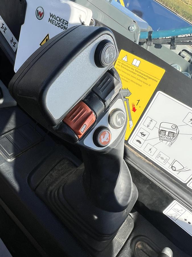 Used 2022 WACKER NEUSON TH412