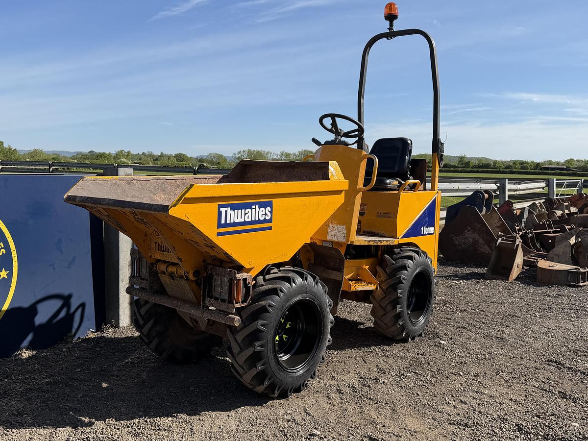 Used 2013 THWAITES 1 tonne