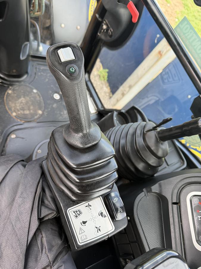 Used 2021 JCB 3CX SITE MASTER PRO