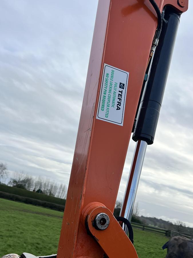 Used 2017 HITACHI ZX33U