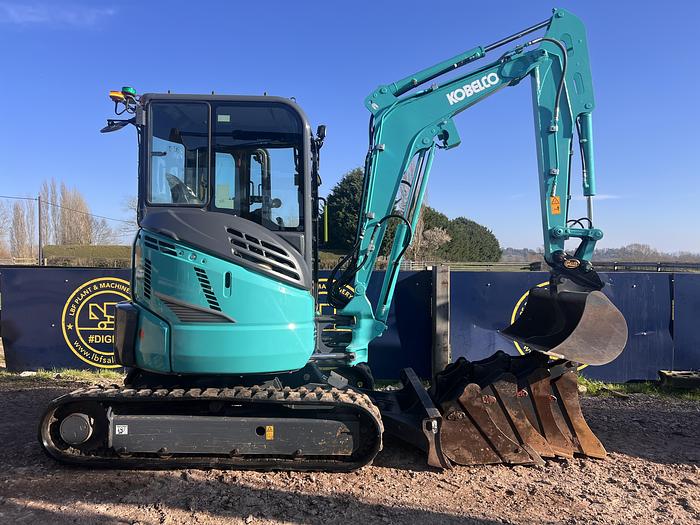 Used 2021 KOBELCO SK28SR-6E
