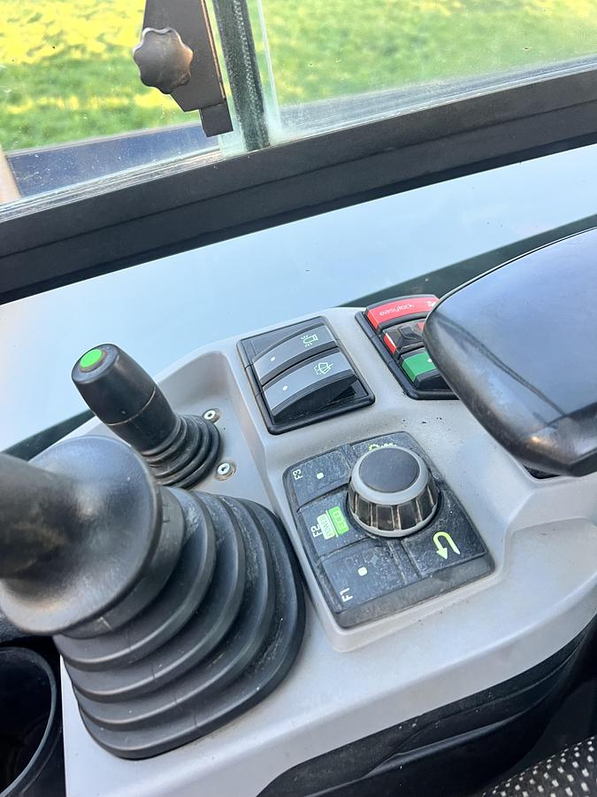 Used 2022 WACKER NEUSON ET42 VDS