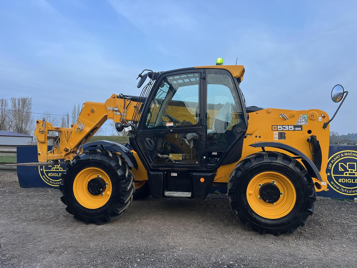 Used 2021 JCB 535-95