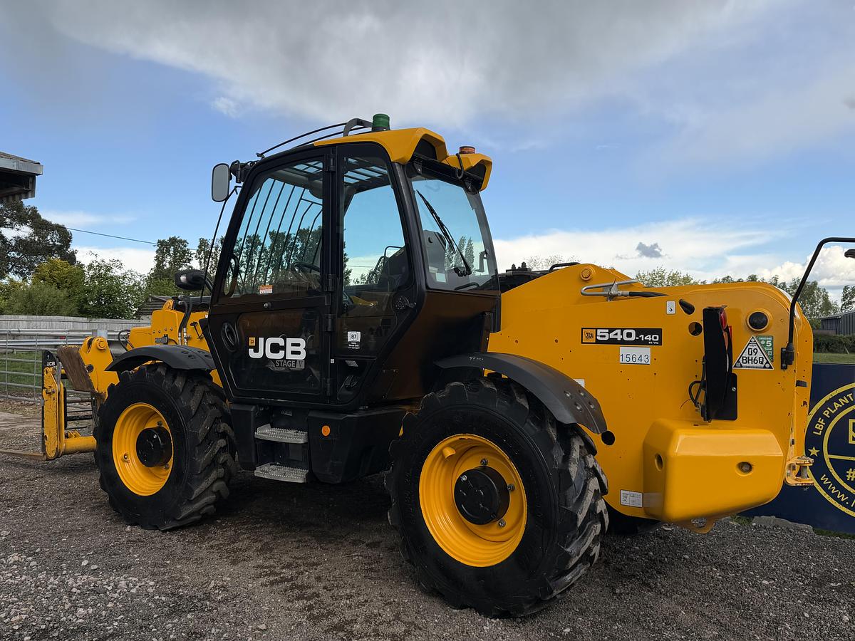 Used 2022 JCB 540-140