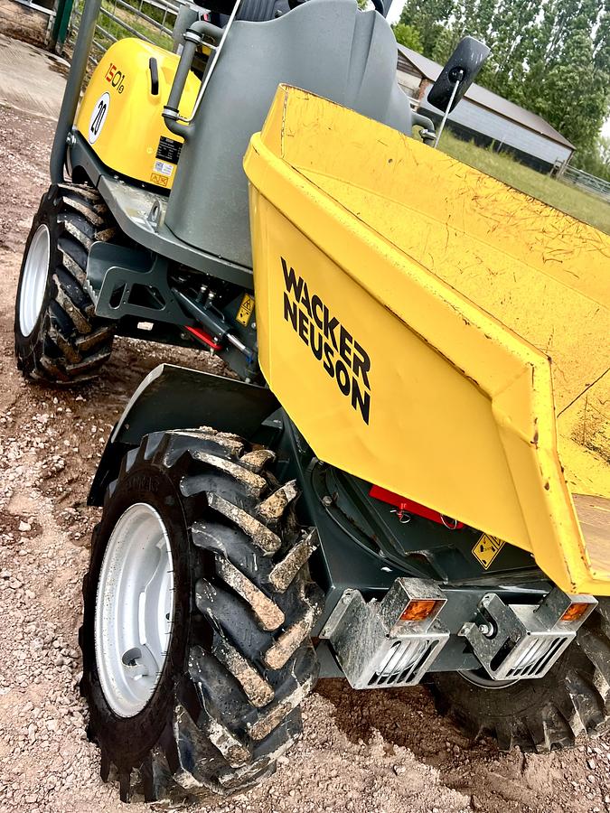 Used 2023 WACKER NEUSON 1501s