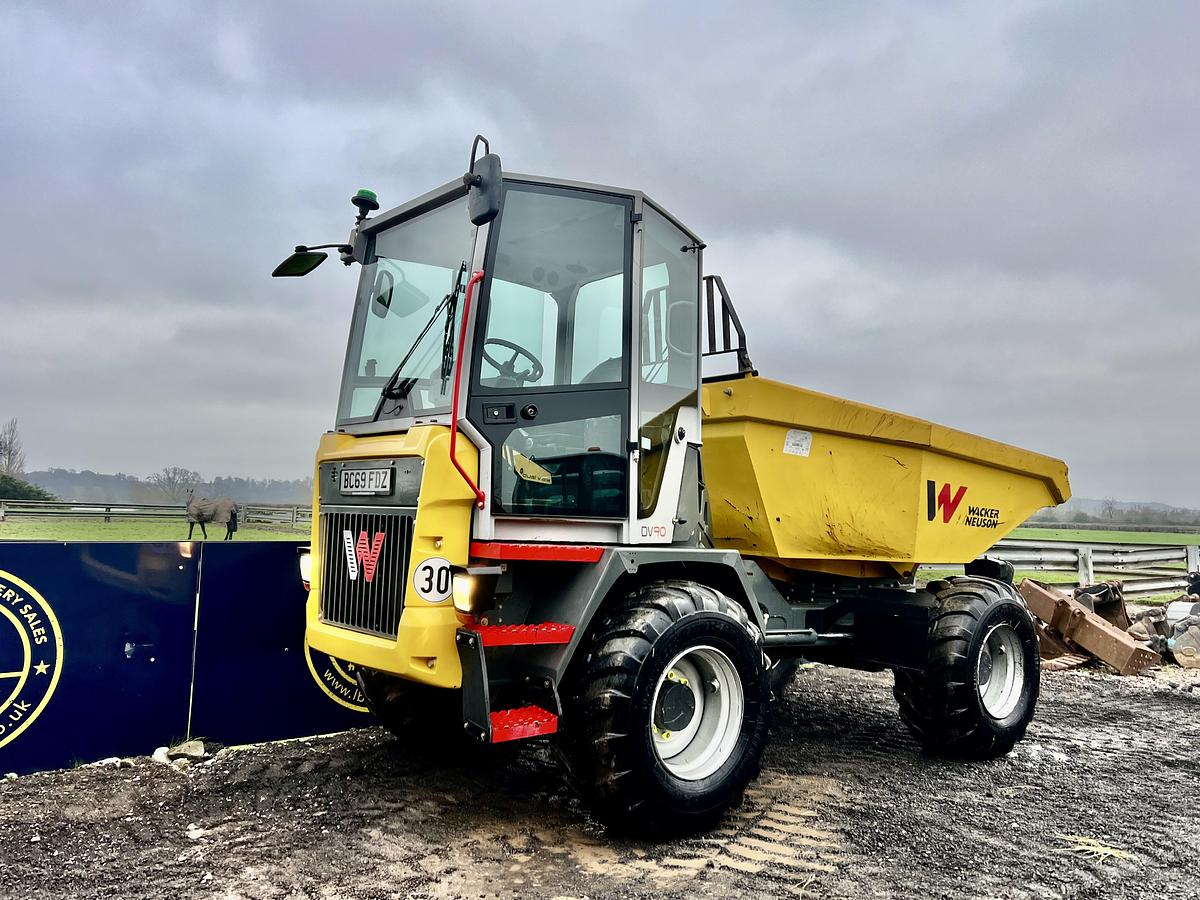Used 2020 WACKER NEUSON DV90 duel view swivel