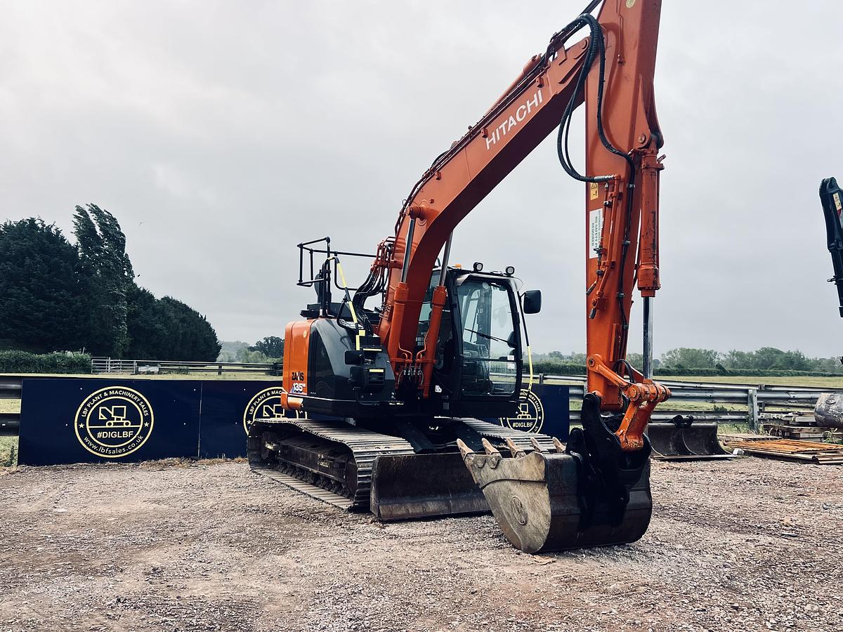 Used 2021 HITACHI ZAXIS ZX135USBL-6
