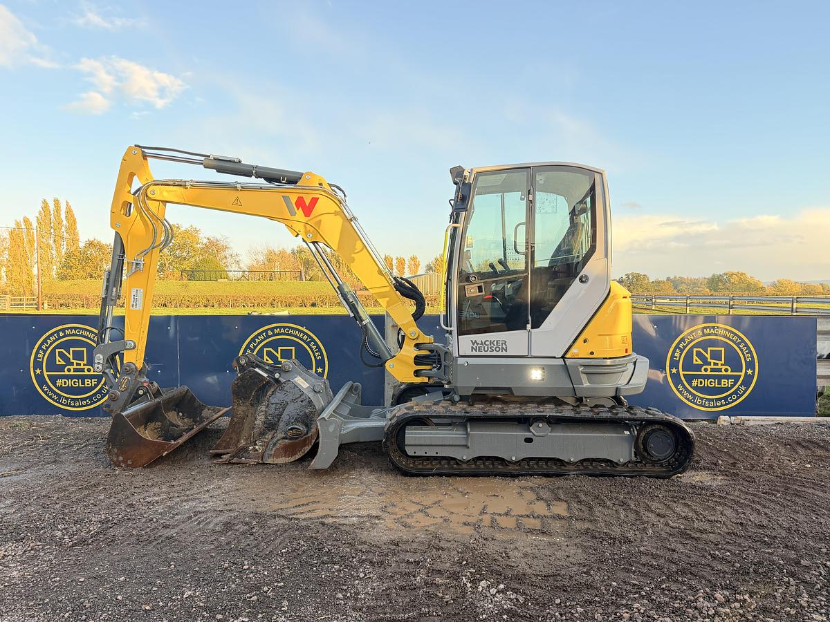 Used 2025 WACKER NEUSON EZ50
